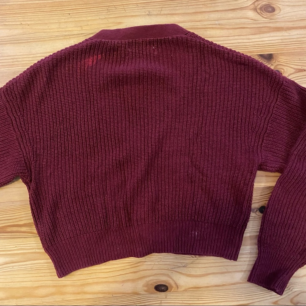 Urban Outfitters cropped discolored knit burgundy crop loose cardigan sweater - Picture 2 of 6